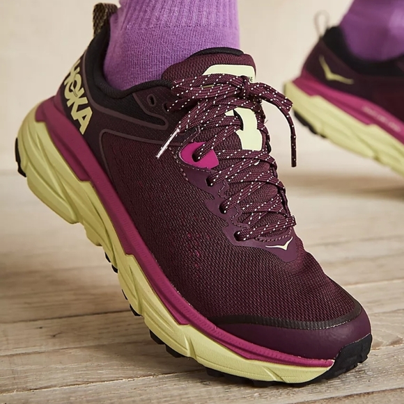 Hoka One One Challenger ATR 6 Women's Shoes - Picture 3 of 17